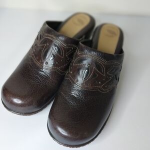 Women's Brown Leather Slip-On Shoes